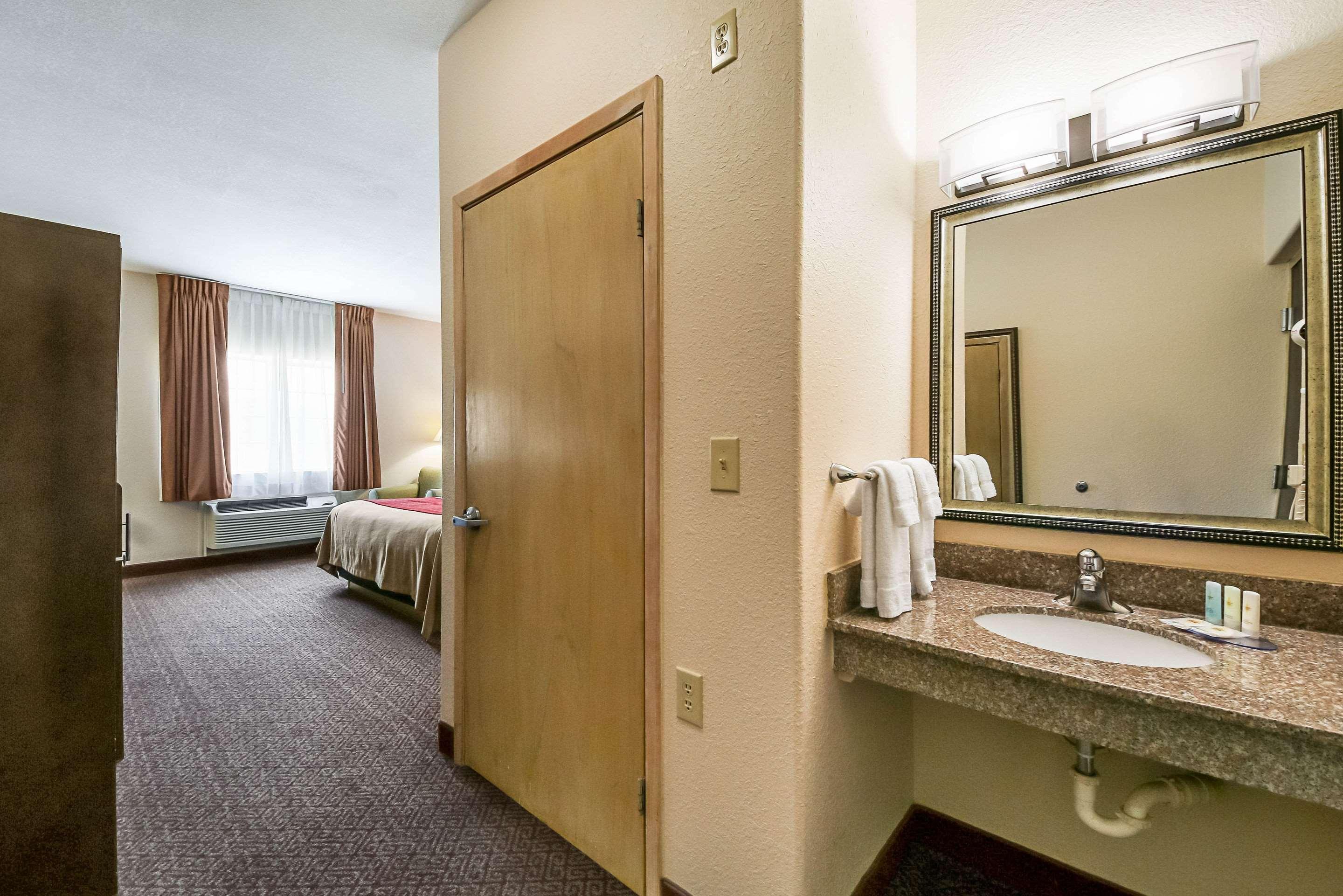 Quality Inn Kingsville Hwy 77 Buitenkant foto